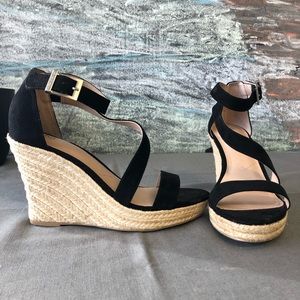 Charles By Charles David Lou Wedge Sandal Size 7